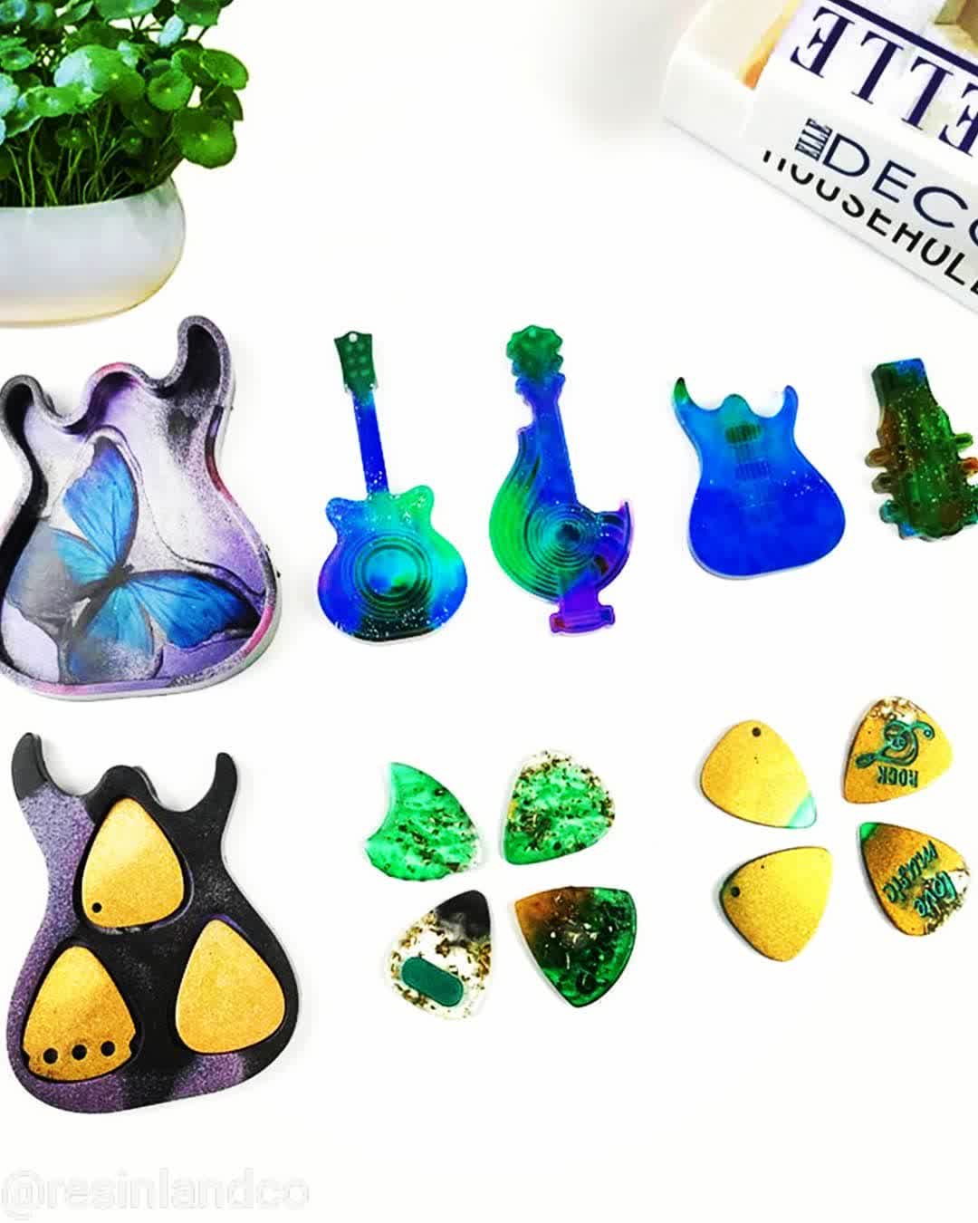  قالب پیک گیتار و هولدر پیک و گیتار