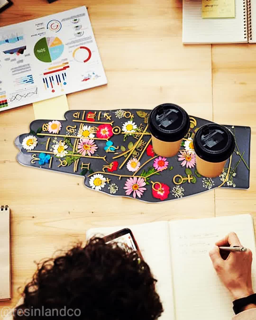  قالب جدید سینی مدل دست طرح صُور فلکی