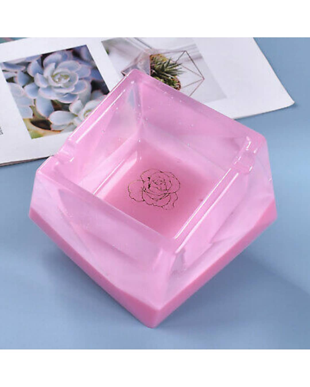  قالب زیر سیگاری مکعب دفرمه