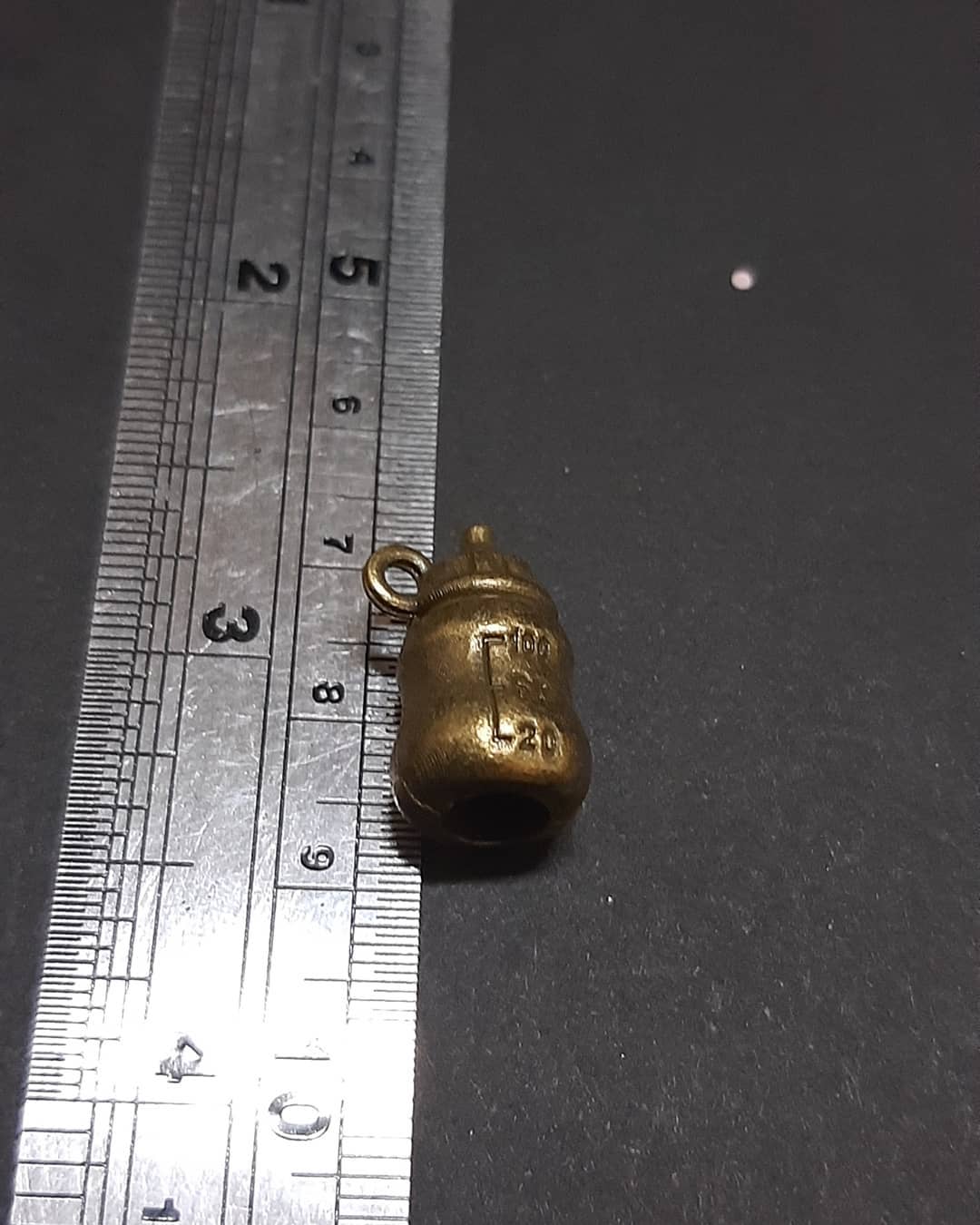  شیشه شیر بچه برنزی