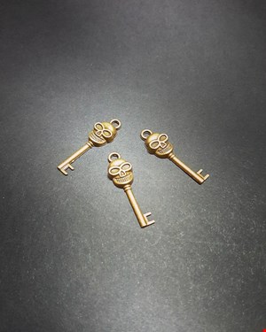 آویز کلیدبرنزی(طرح اسکلت)