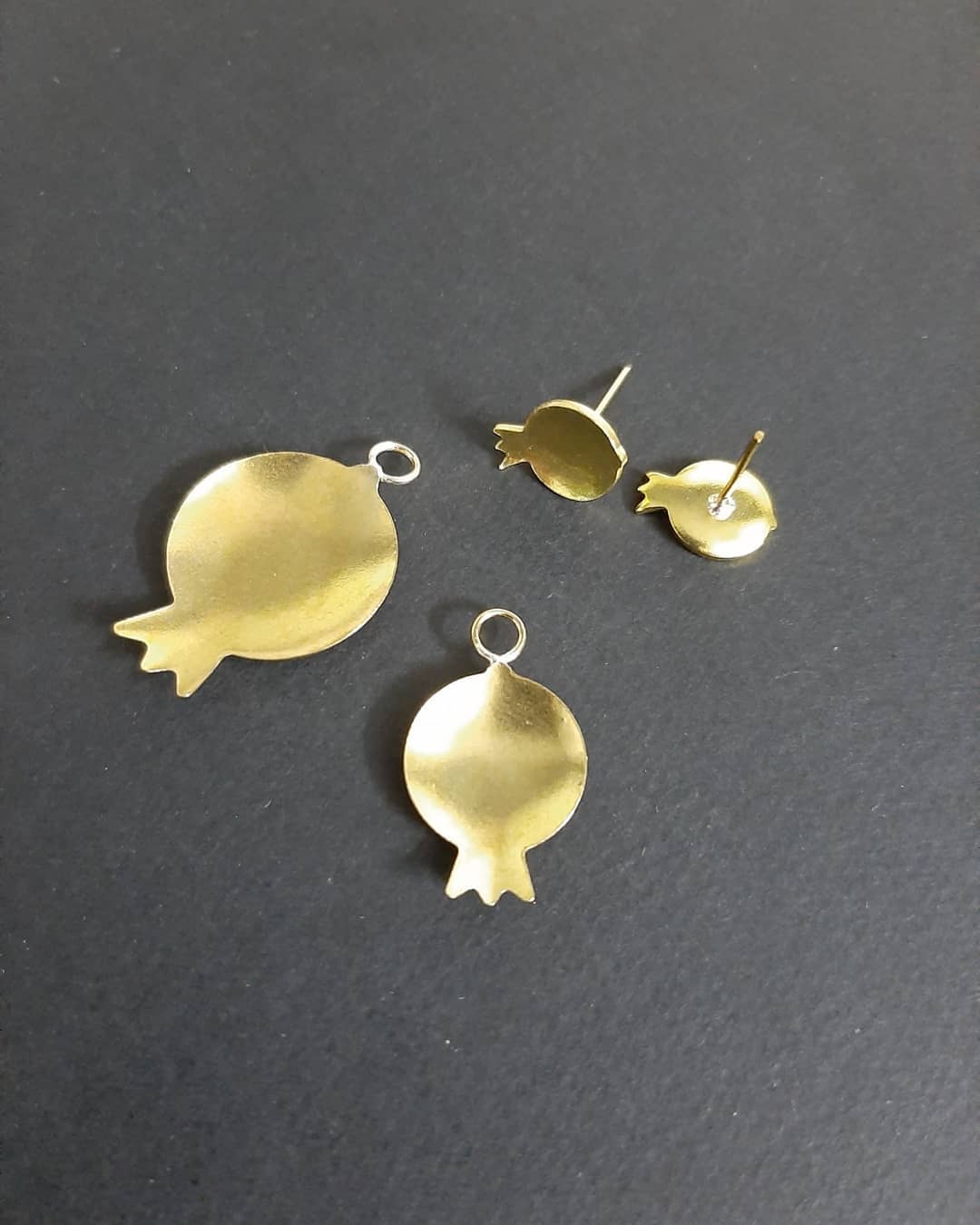 قاب گل گوش کفه دار برنجی (محدب)