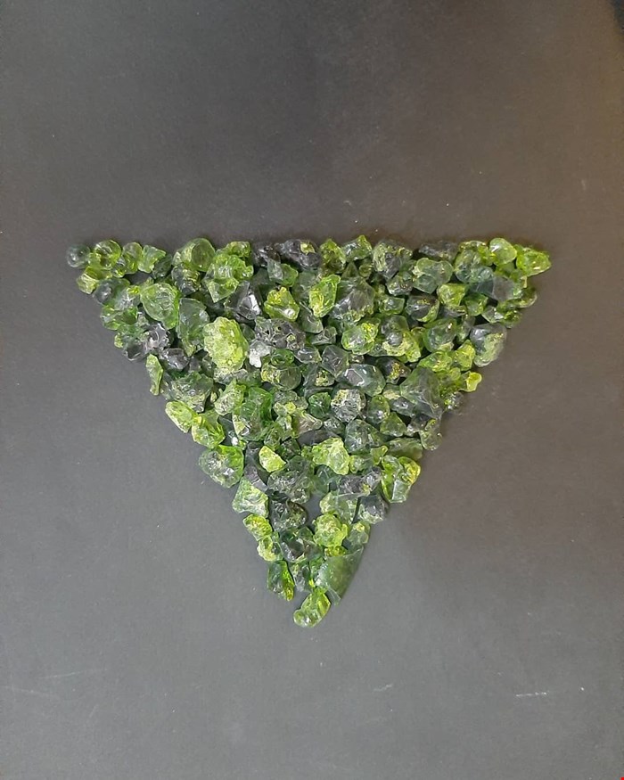 سنگ شیشه ای درشت(سبز)